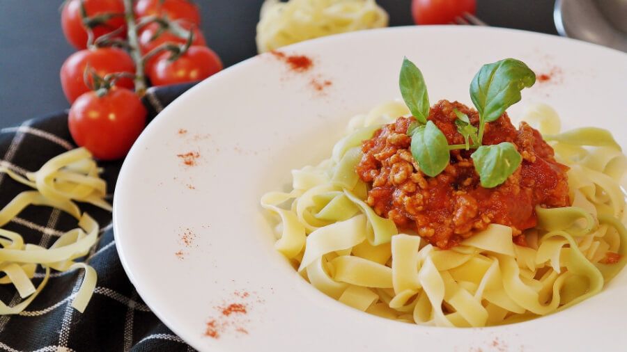 tagliatelle with bolognese