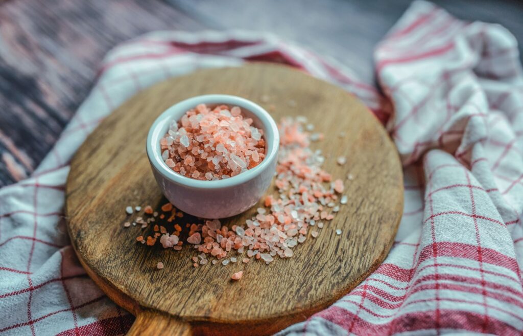 Pink salt in a finger bowl
